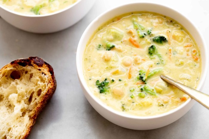 Broccoli cauliflower cheese soup recipe