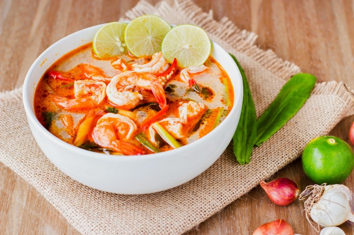 Tom yum soup thai recipe seafood choose board shrimps shrimp paste