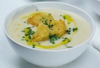 Simple leek and potato soup recipe